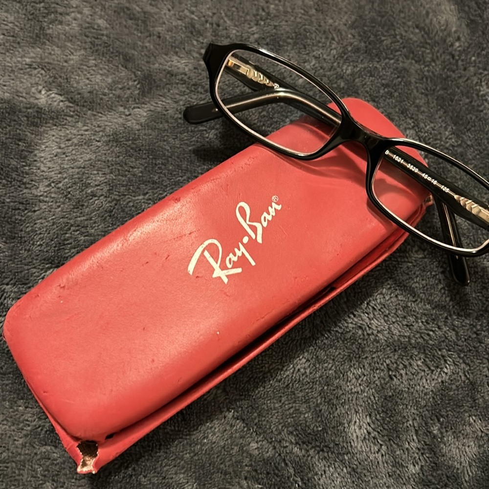 Ray-Ban
